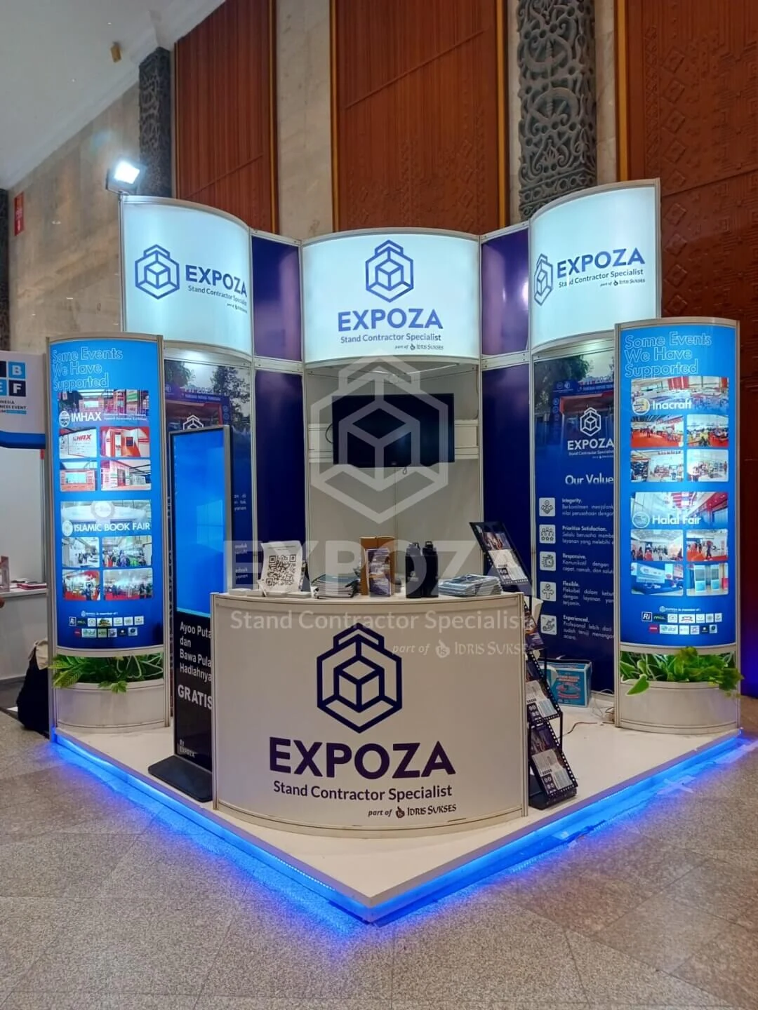Gate Kayu Custom – Expoza